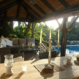 Bed and breakfast Breeze Boutique Guest Rooms,